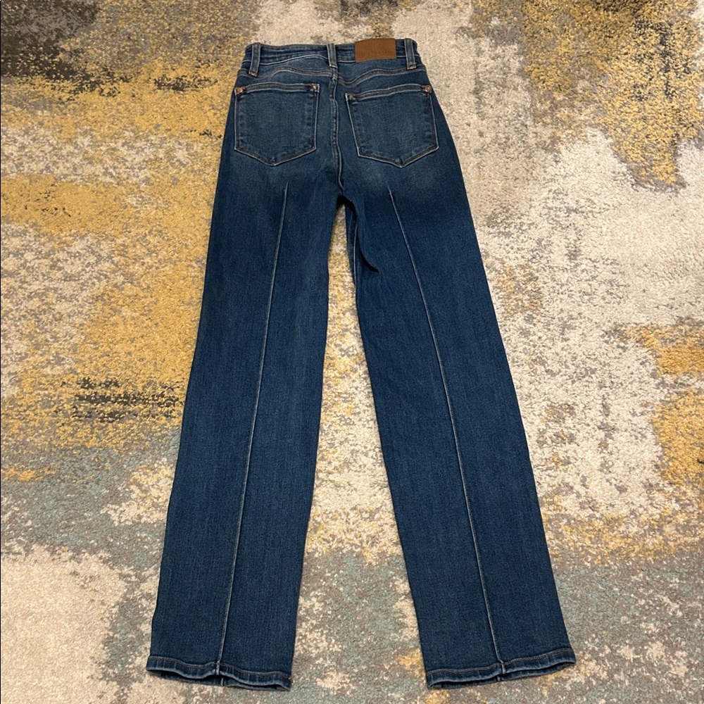 Judy Blue Women's High Rise Jeans - Medium Blue - Picture 6 of 6